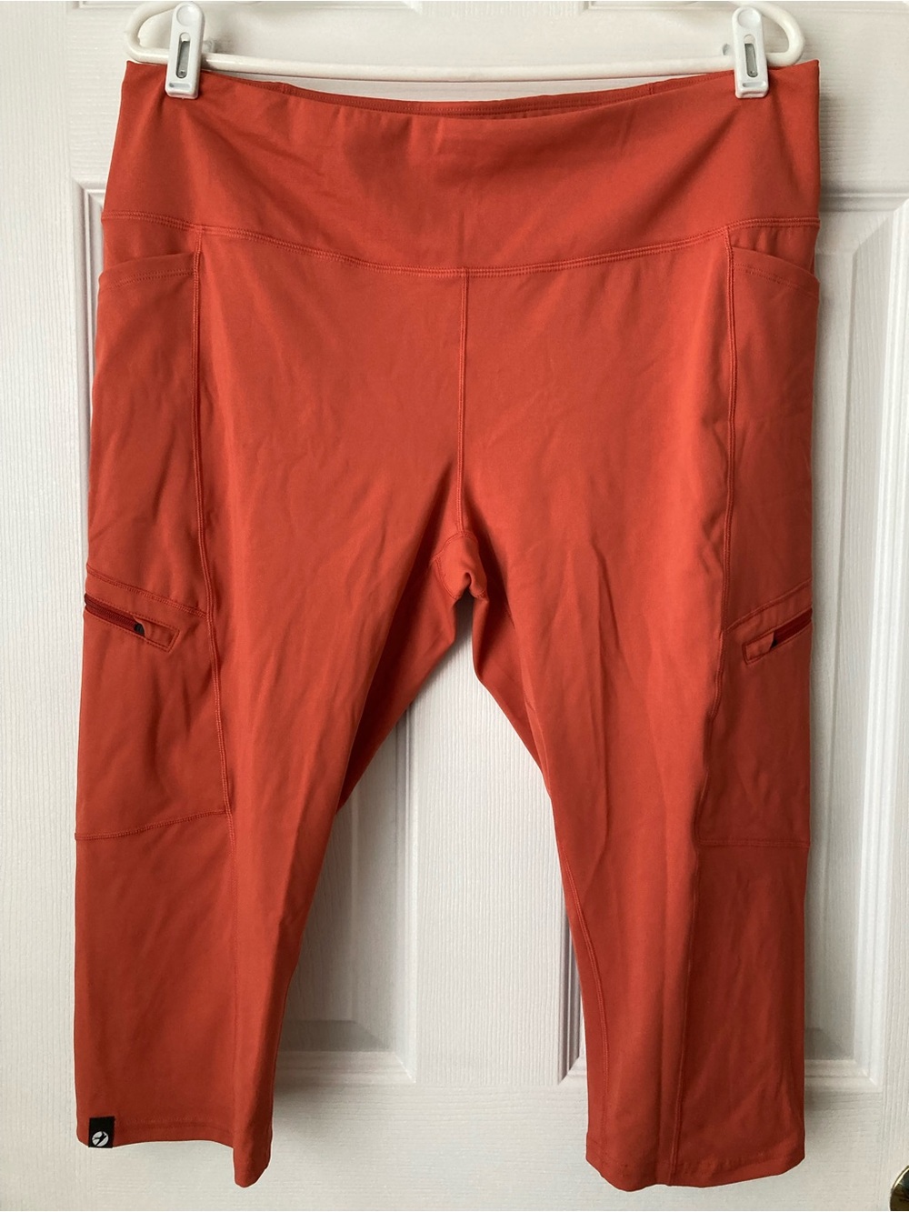 Oiselle terracotta women’s 16/18 Active Crop Leggings with Side Pockets
